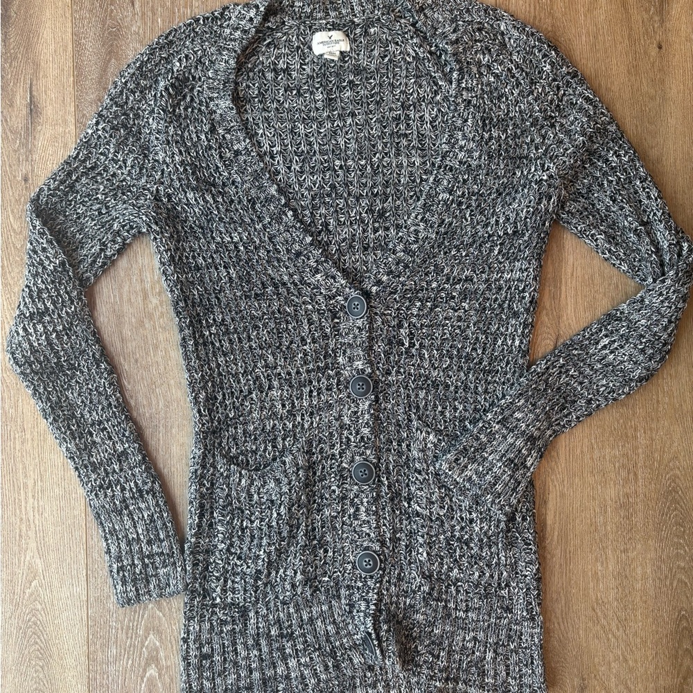 American Eagle Women’s/Teen MediumLong Knit Button-Front Cardigan Sweater - Gray